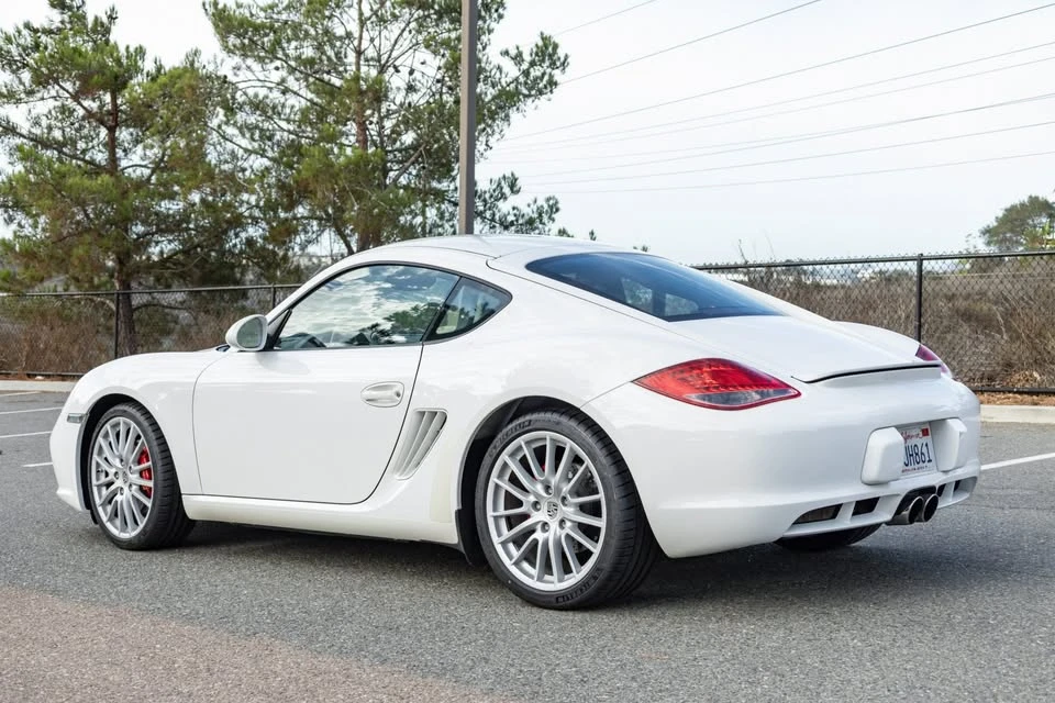 2010 Porsche 987 Cayman S - Image 2 of 2
