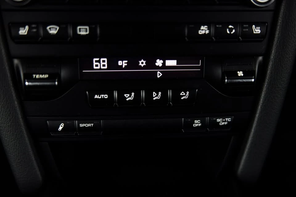 2010 Porsche 997 GT3 - Image 15 of 20