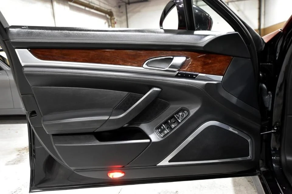 2010 Porsche 970 Panamera - Image 17 of 20