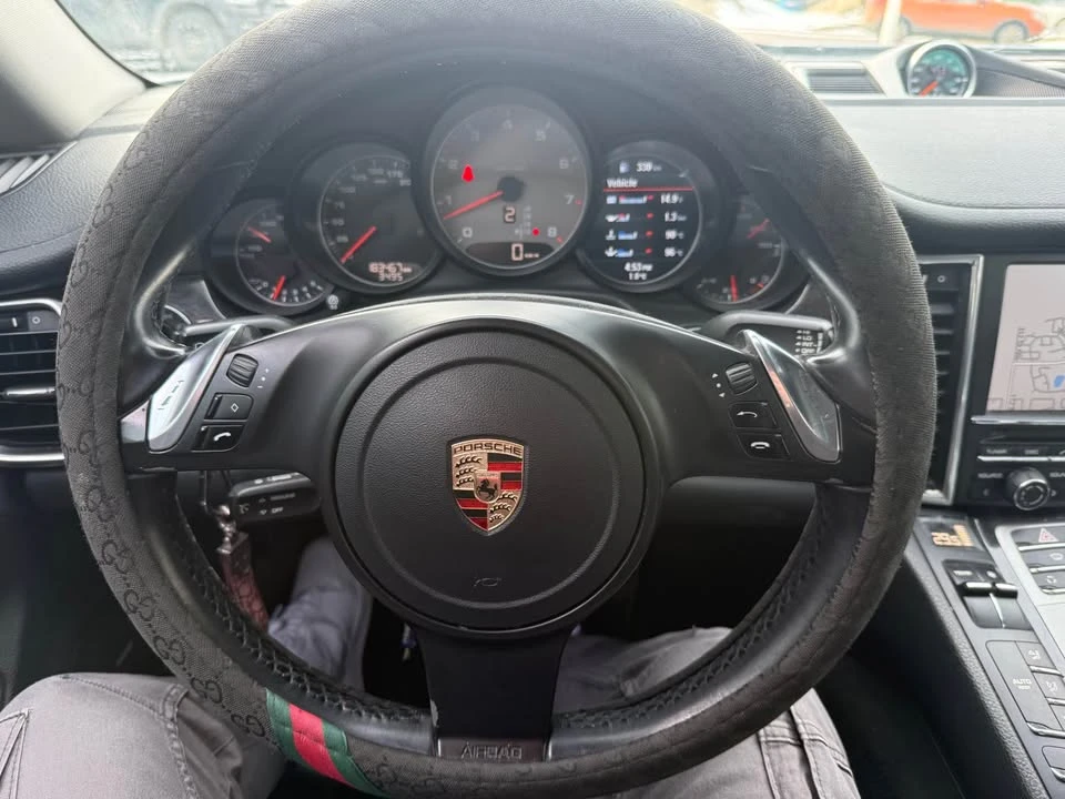 2010 Porsche 970 Panamera 4S - Image 9 of 12