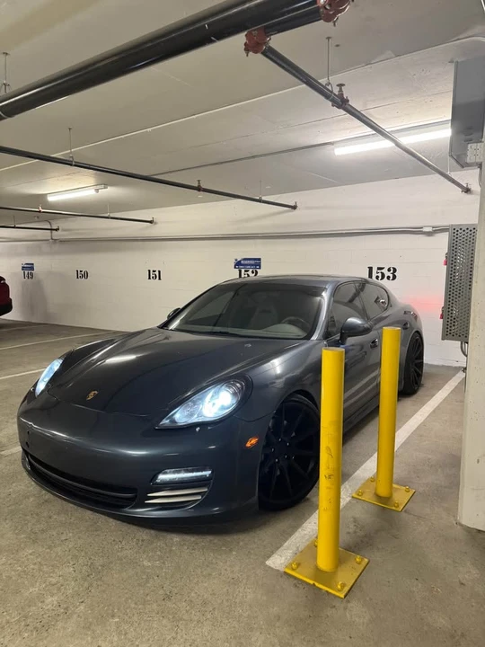 2010 Porsche 970 Panamera 4S - Image 2 of 6