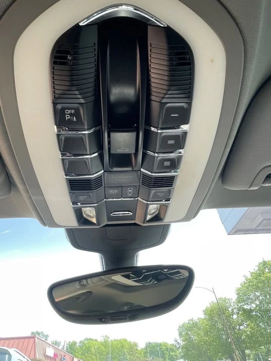 2010 Porsche 970 Panamera 4S - Image 14 of 20