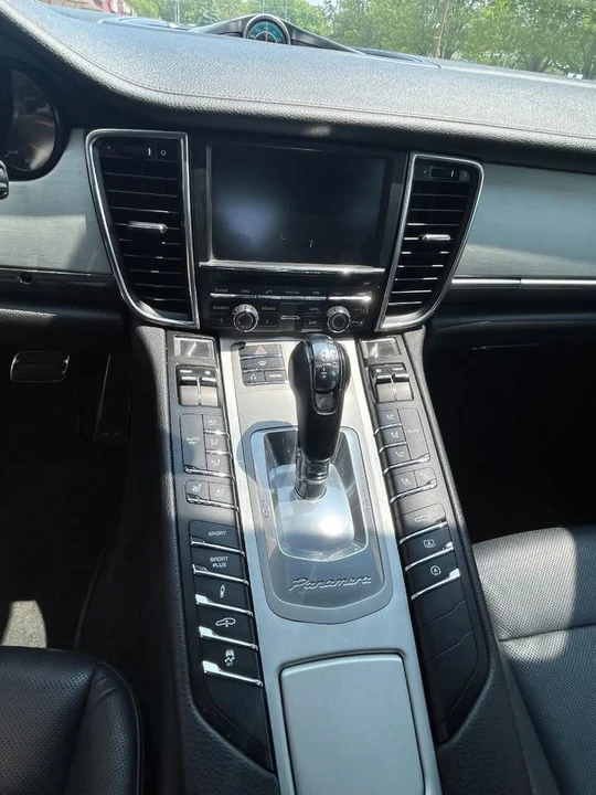 2010 Porsche 970 Panamera 4S - Image 12 of 20