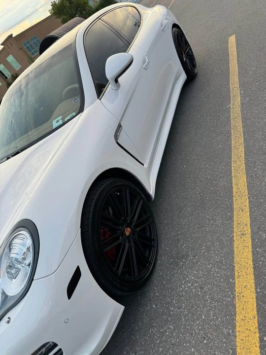2010 Porsche 970 Panamera - Image 17 of 20