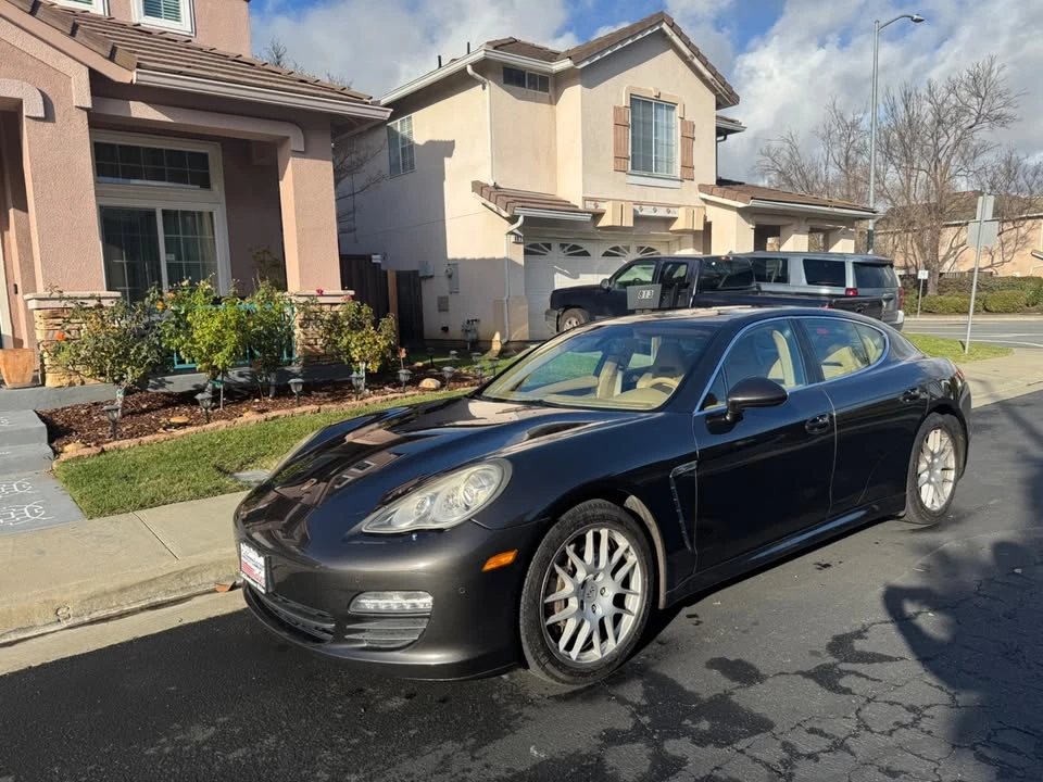 2010 Porsche 970 Panamera - Image 2 of 9