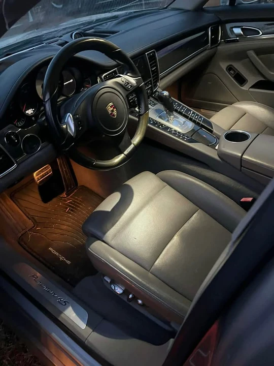 2010 Porsche 970 Panamera - Image 5 of 6