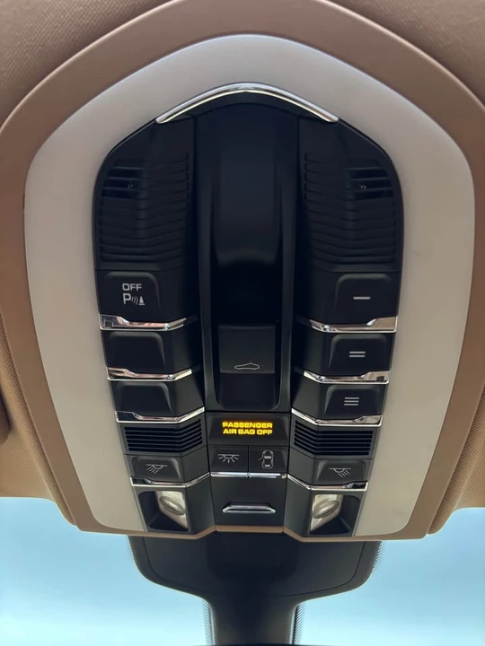 2010 Porsche 970 Panamera 4S - Image 12 of 20