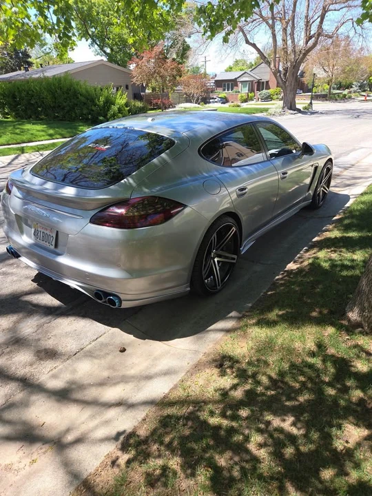 2010 Porsche 970 Panamera 4S - Image 2 of 8