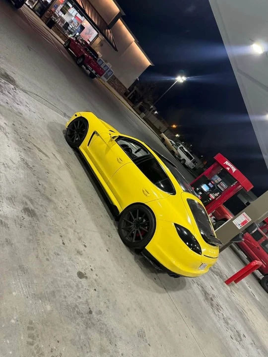 2010 Porsche 970 Panamera 4S - Image 2 of 2