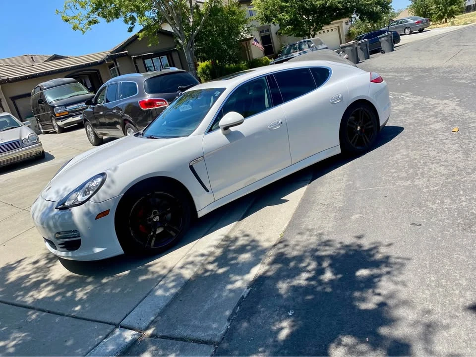 2010 Porsche 970 Panamera 4S - Image 7 of 19