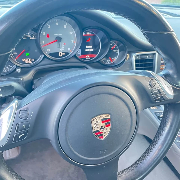 2010 Porsche 970 Panamera 4S - Image 7 of 20