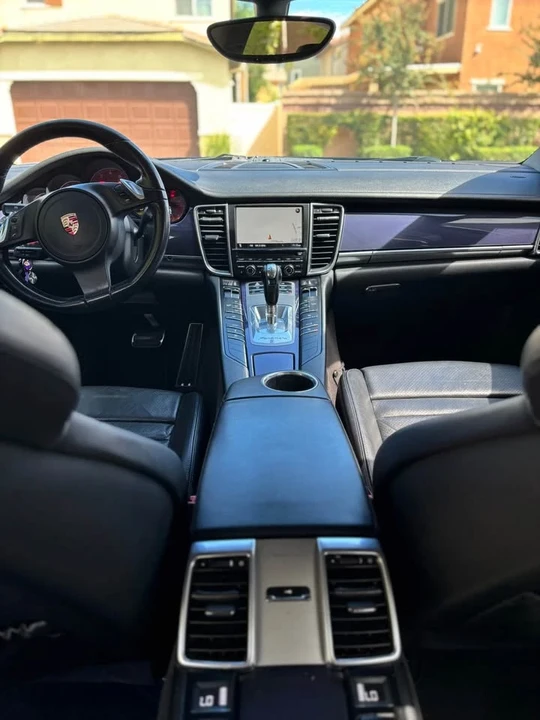 2010 Porsche 970 Panamera 4S - Image 8 of 9