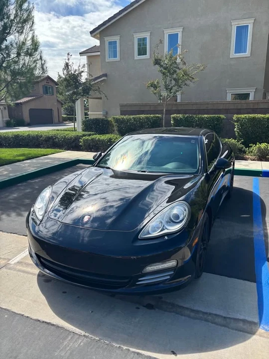 2010 Porsche 970 Panamera 4S - Image 4 of 9