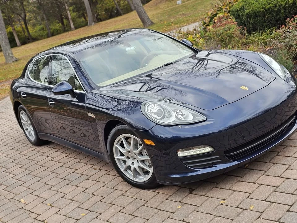 2010 Porsche 970 Panamera 4S - Image 2 of 16
