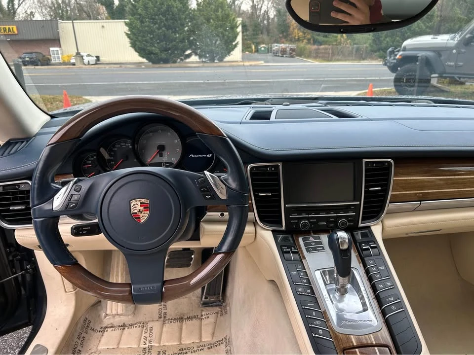 2010 Porsche 970 Panamera 4S - Image 9 of 11