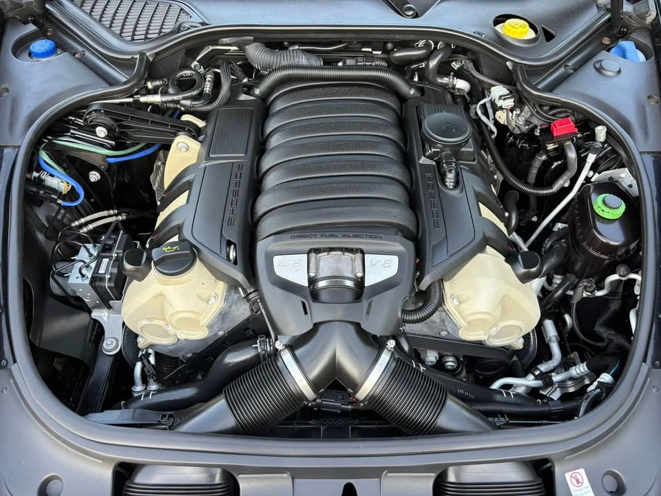 2010 Porsche 970 Panamera 4S - Image 16 of 18