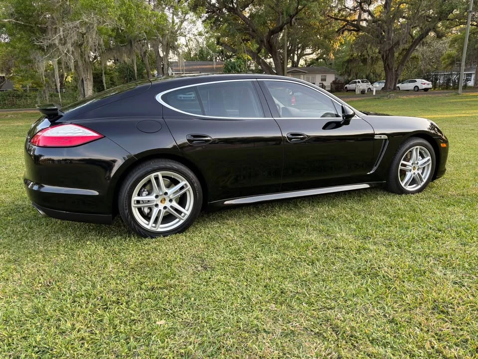 2010 Porsche 970 Panamera 4S - Image 9 of 18