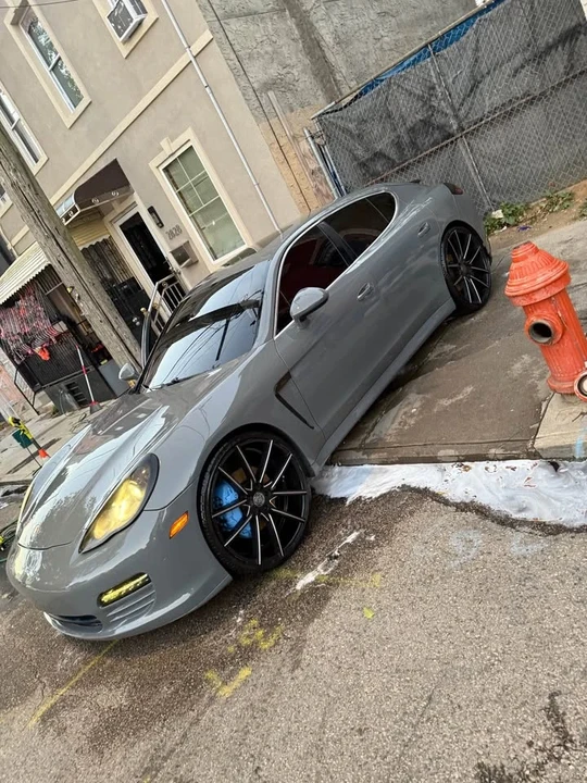 2010 Porsche 970 Panamera 4S - Image 3 of 9