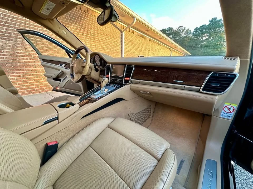 2010 Porsche 970 Panamera 4S - Image 15 of 20