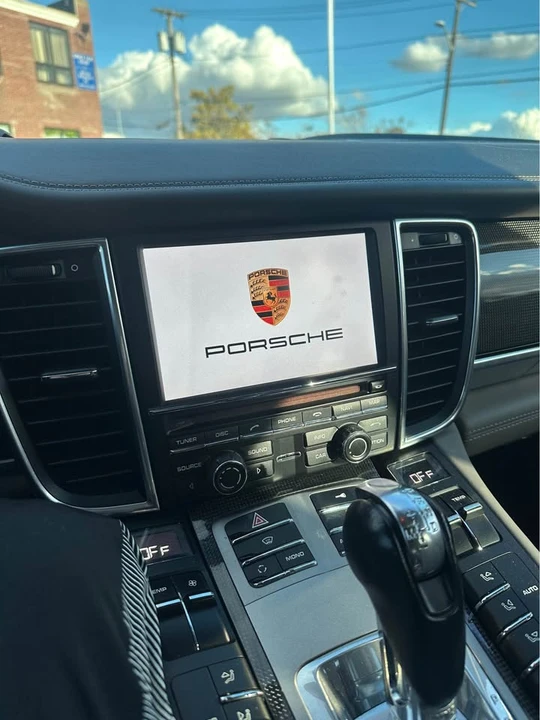 2010 Porsche 970 Panamera 4S - Image 6 of 7
