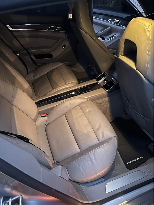 2010 Porsche 970 Panamera 4S - Image 5 of 7