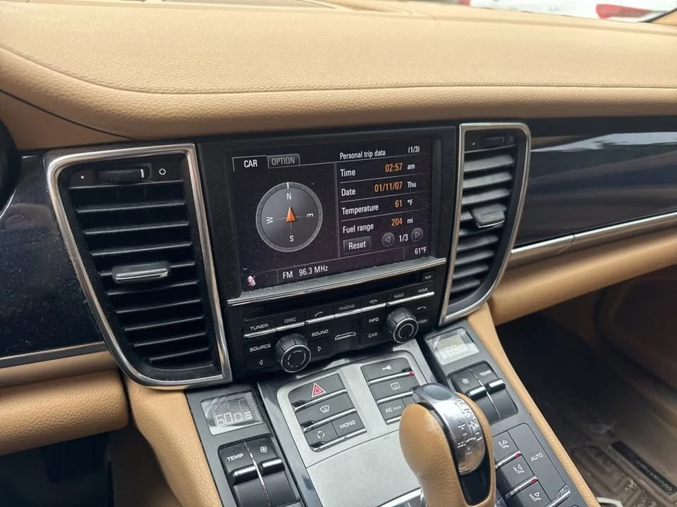 2010 Porsche 970 Panamera 4S - Image 17 of 20