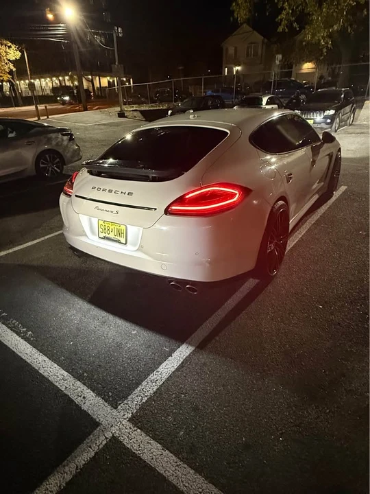 2010 Porsche 970 Panamera S - Image 3 of 11