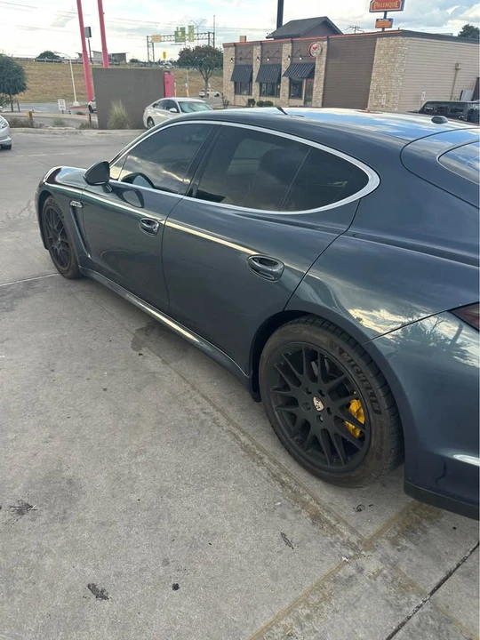 2010 Porsche 970 Panamera S - Image 2 of 11
