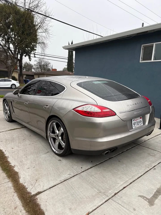 2010 Porsche 970 Panamera S - Image 5 of 6