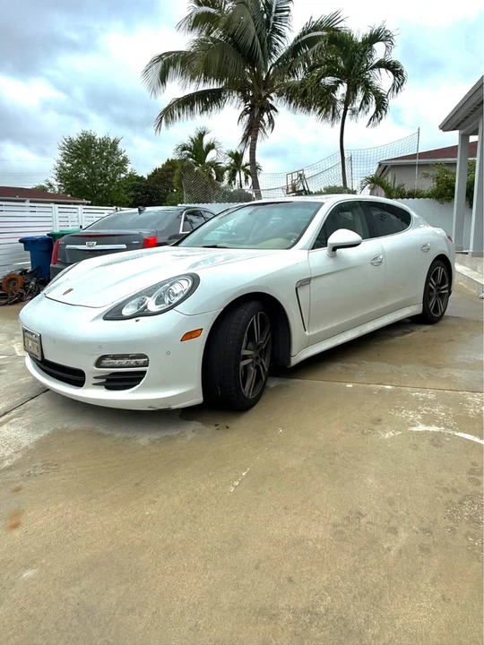 2010 Porsche 970 Panamera S - Image 2 of 10