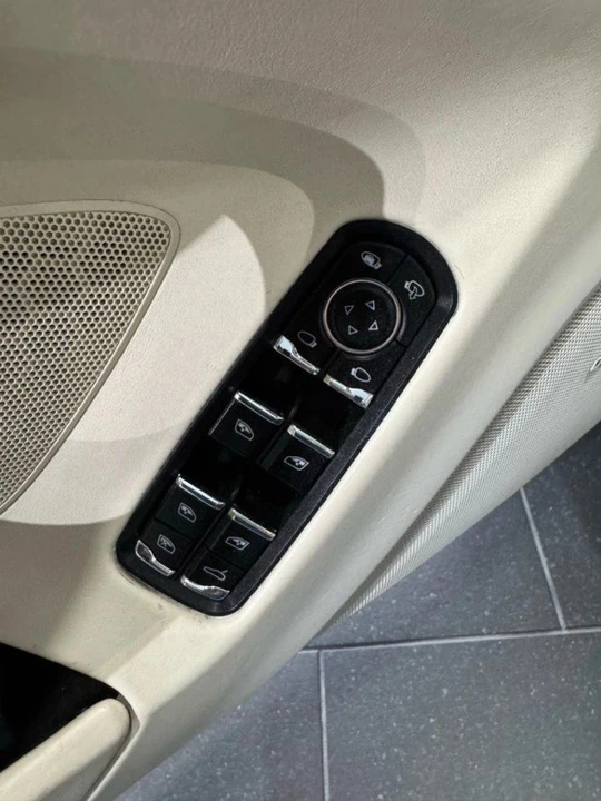 2010 Porsche 970 Panamera S - Image 19 of 20