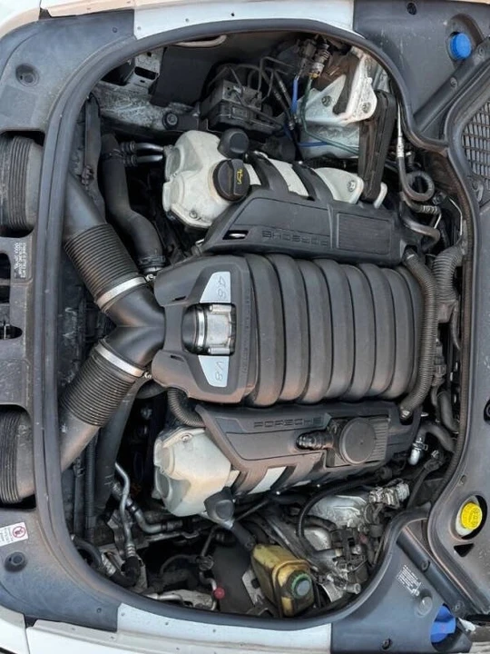 2010 Porsche 970 Panamera S - Image 9 of 20