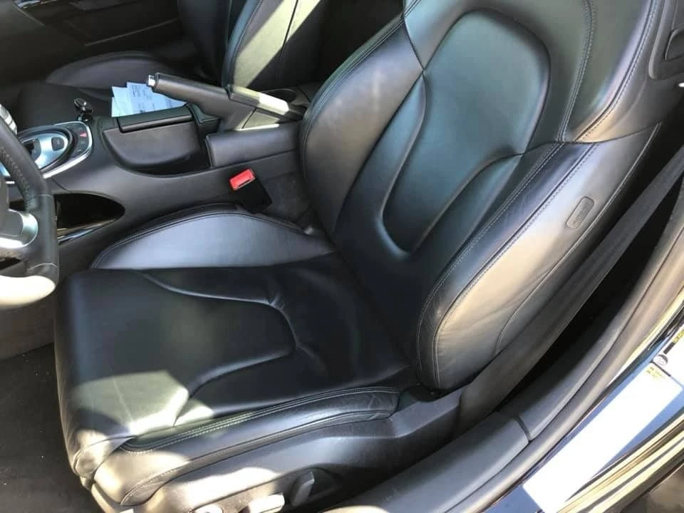 2010 Audi 42 R8 - Image 10 of 11