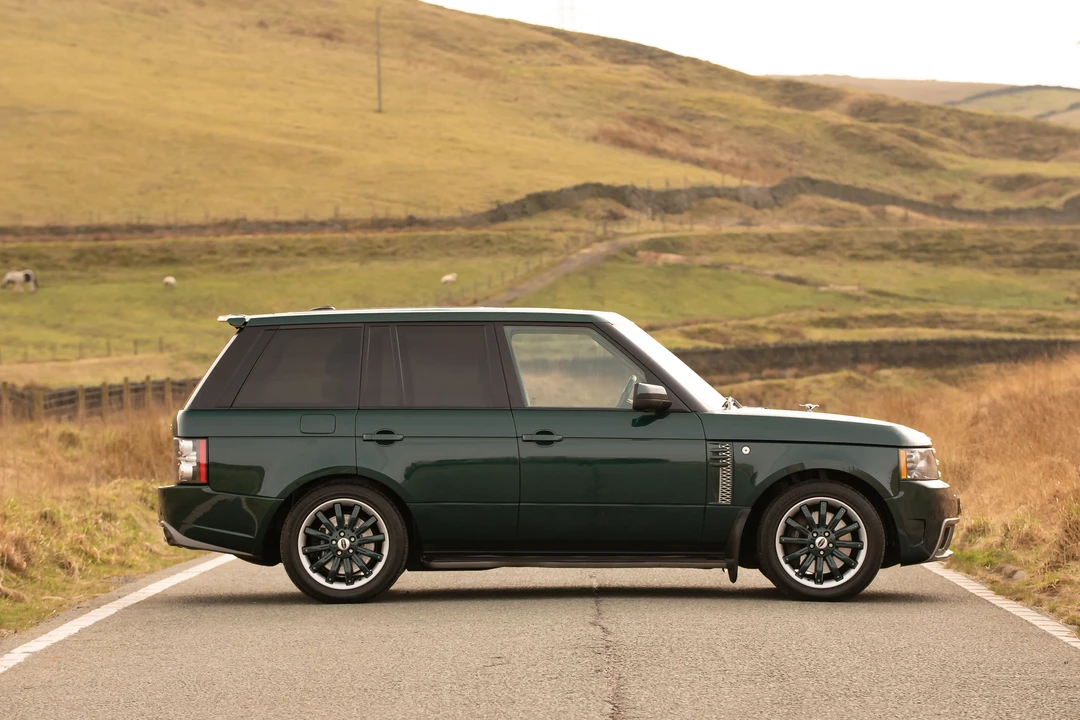 2010 Land Rover Range Rover L322 - Image 11 of 31