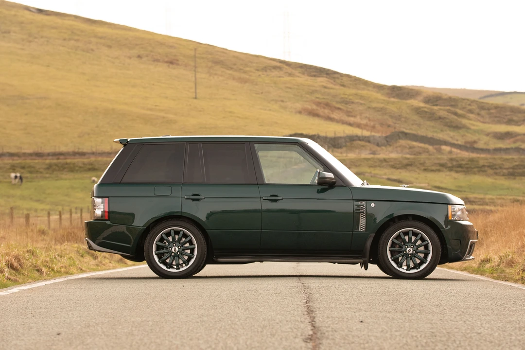 2010 Land Rover Range Rover L322 - Image 9 of 31