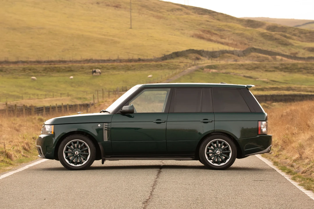 2010 Land Rover Range Rover L322 - Image 5 of 31
