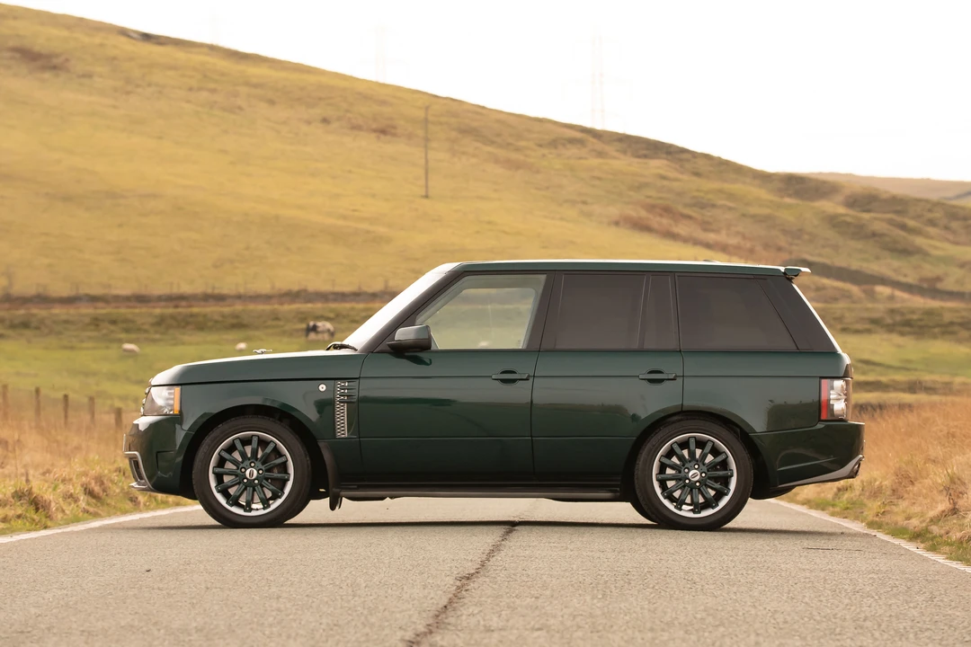 2010 Land Rover Range Rover L322 - Image 15 of 31
