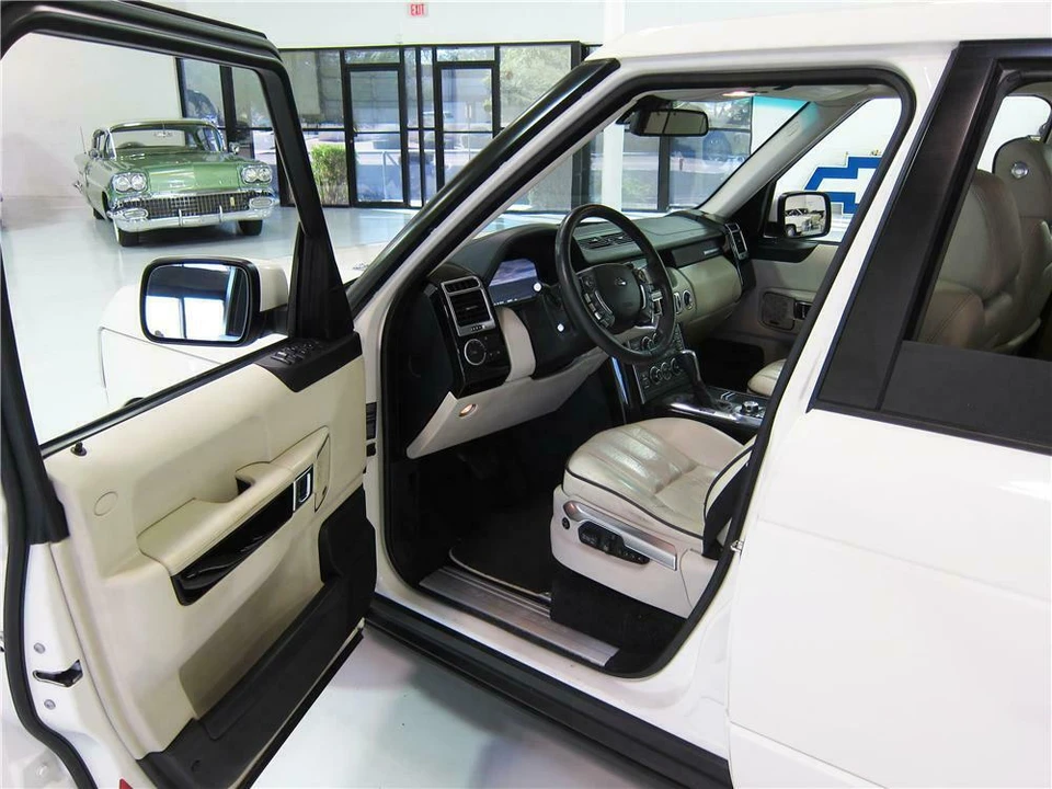 2010 Land Rover Range Rover L322 - Image 2 of 4