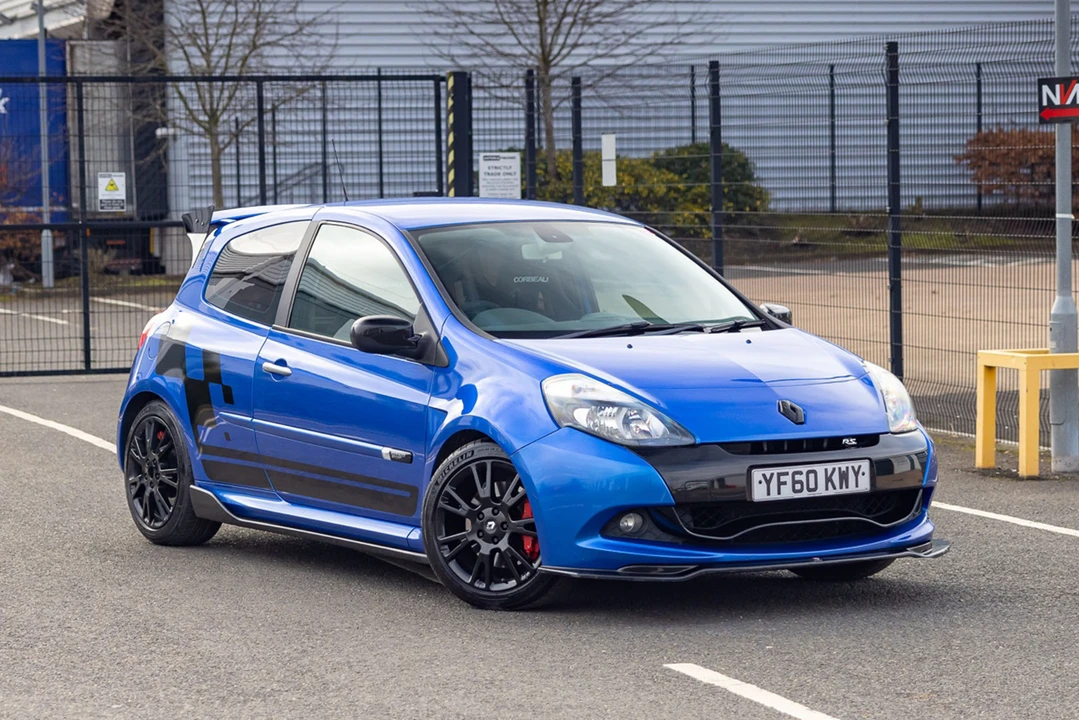 2010 Renault Clio 3rd Gen - Image 2 of 2