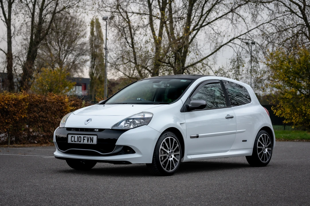 2010 Renault Clio 3rd Gen - Image 10 of 31