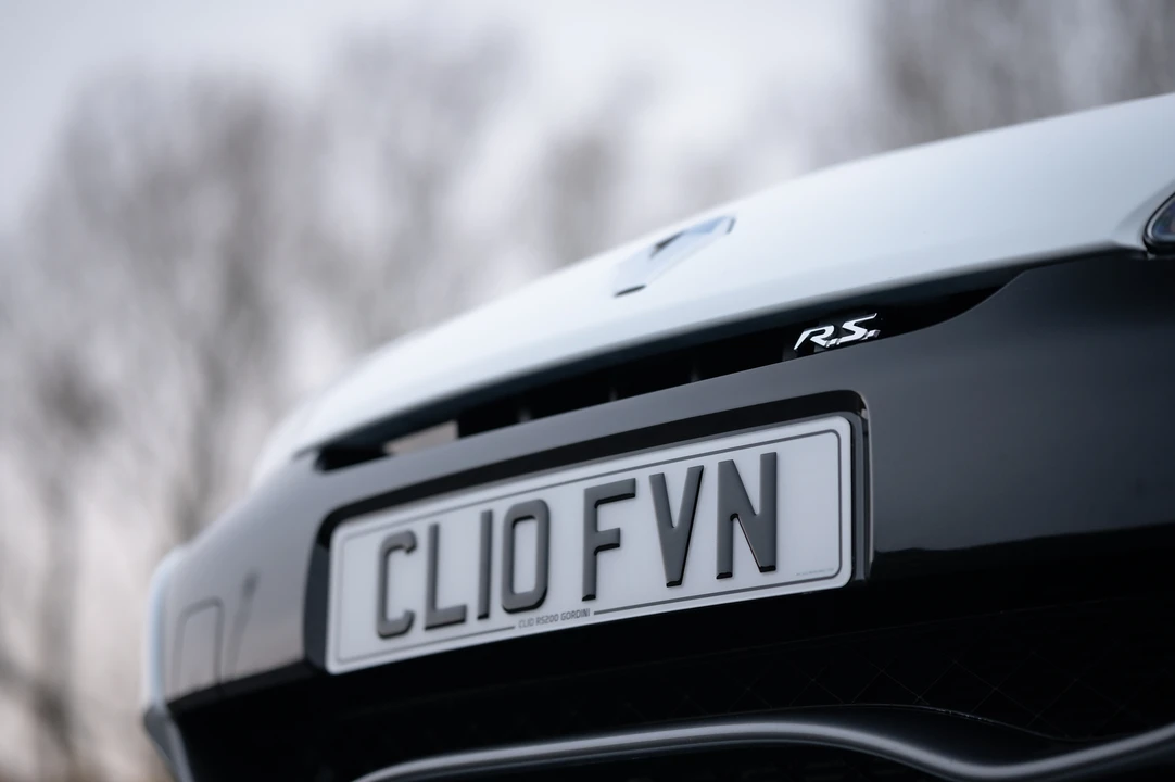 2010 Renault Clio 3rd Gen - Image 15 of 31