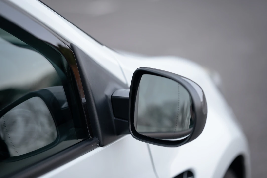 2010 Renault Clio 3rd Gen - Image 23 of 31