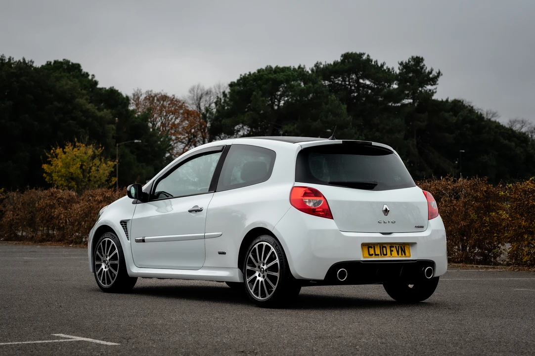 2010 Renault Clio 3rd Gen - Image 8 of 31
