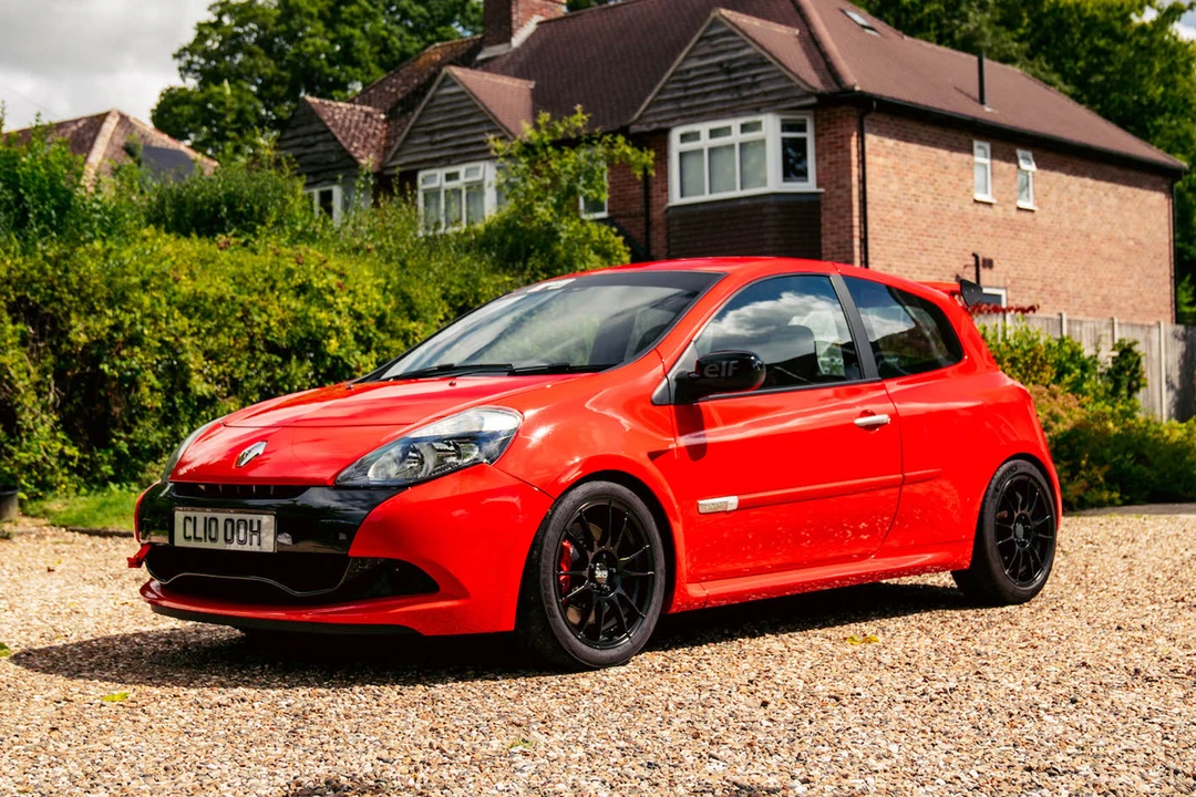 2010 Renault Clio 3rd Gen - Image 2 of 31
