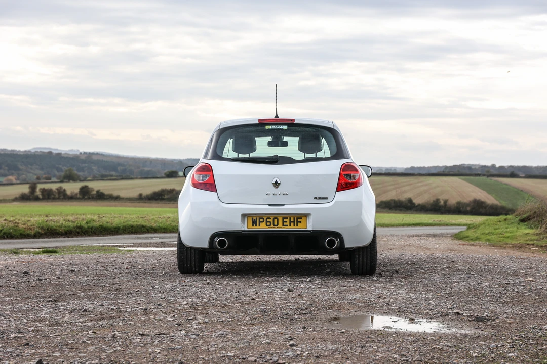 2010 Renault Clio 3rd Gen - Image 7 of 11