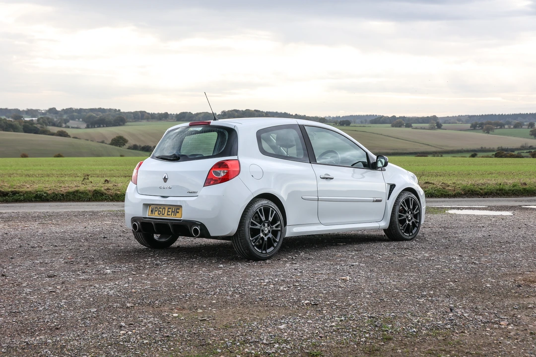 2010 Renault Clio 3rd Gen - Image 6 of 11