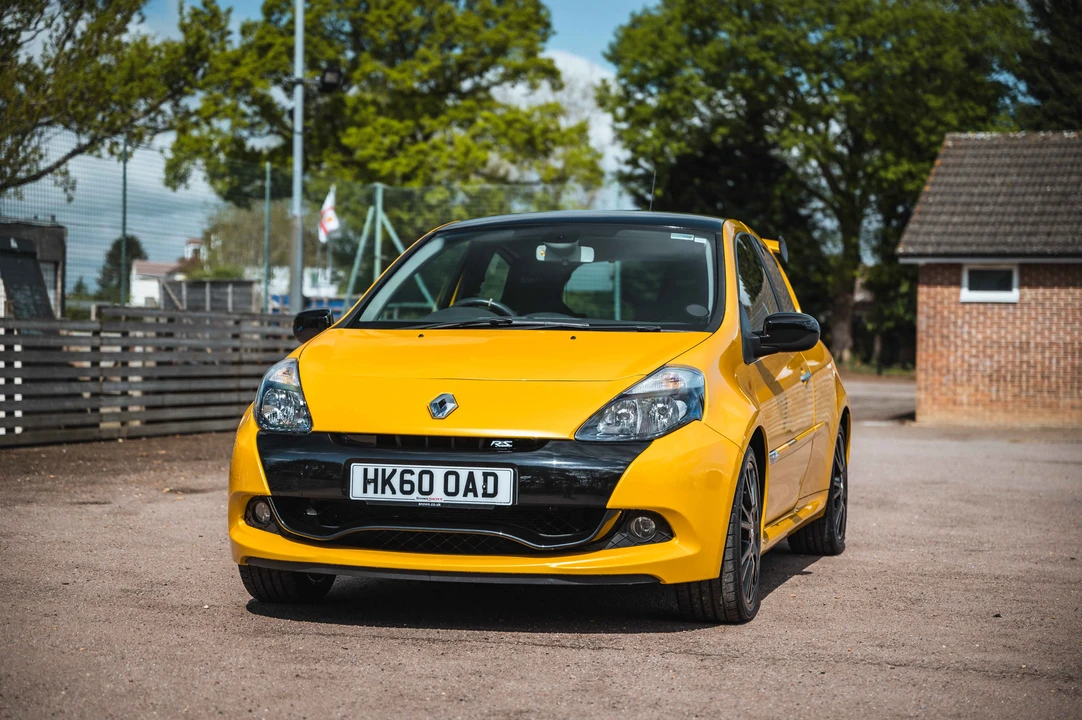 2010 Renault Clio 3rd Gen - Image 4 of 31