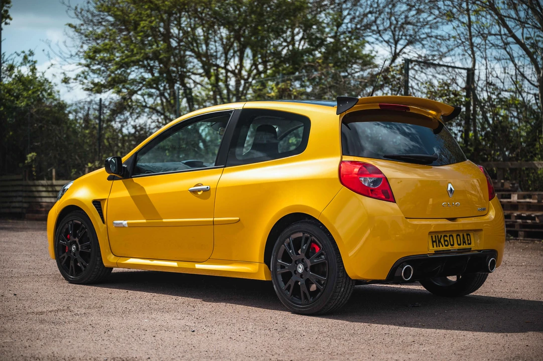 2010 Renault Clio 3rd Gen - Image 7 of 31