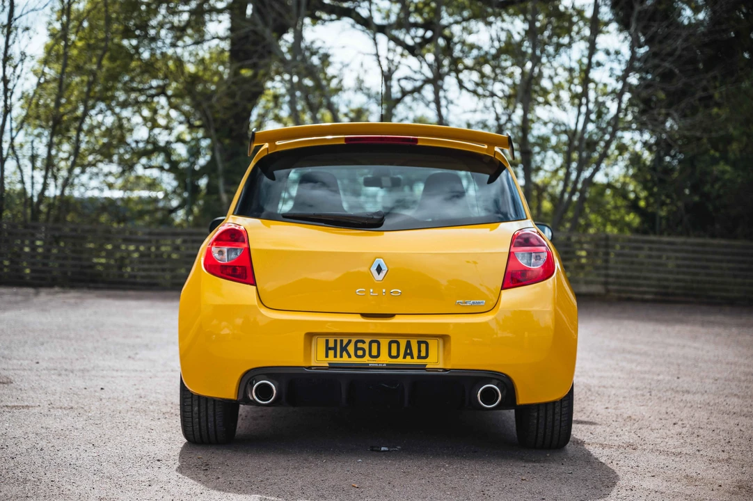 2010 Renault Clio 3rd Gen - Image 10 of 31