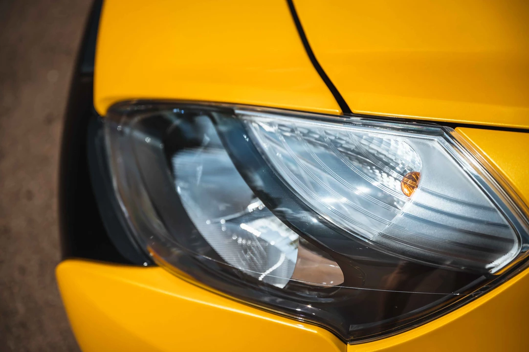 2010 Renault Clio 3rd Gen - Image 27 of 31